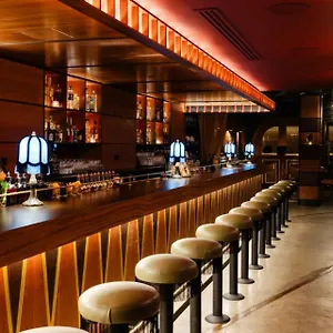 4* Отель The Renwick